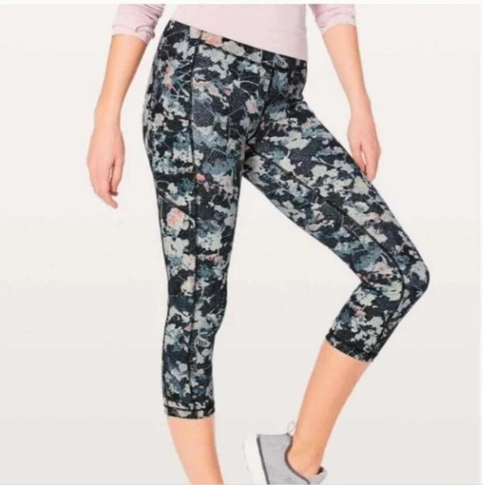 Lululemon Speed Crop Legging Pant Spring Bloom Floral W6AK7S Sz 6 EUC MSRP $98